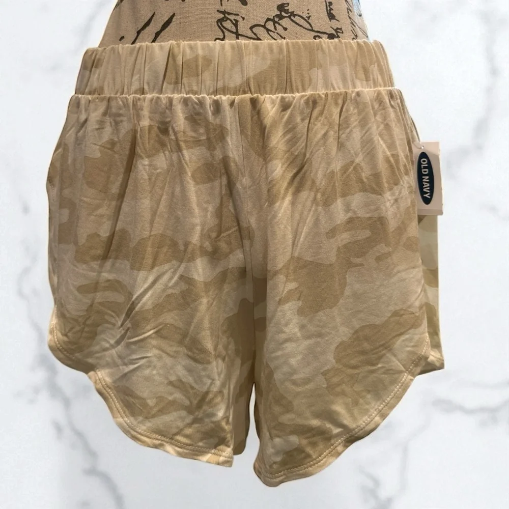 Old Navy High Waist Shorts - Beige Camo